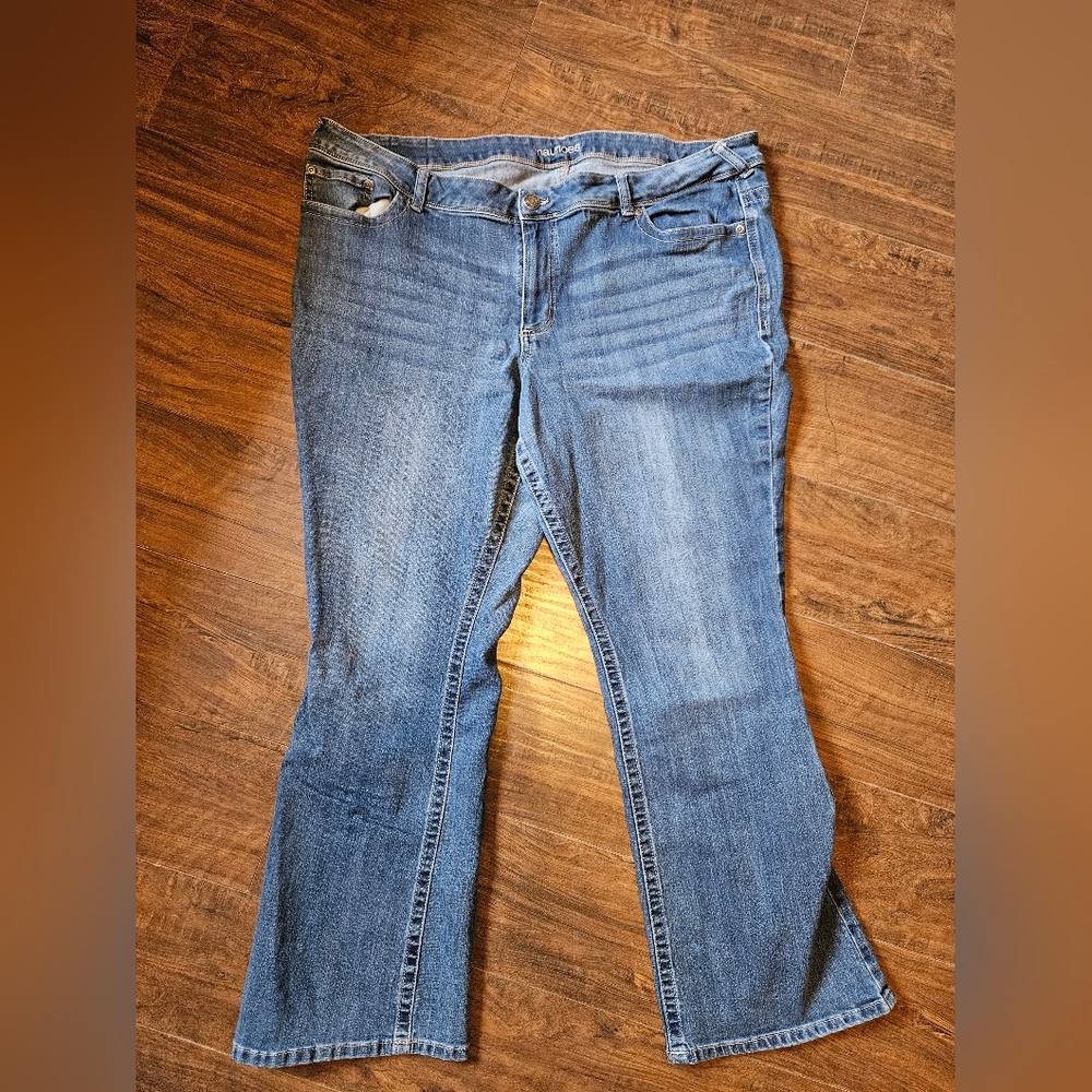 Maurices Plus Women's Jeans sz 24W Reg. Stretch Denim xxl xxxl.  30